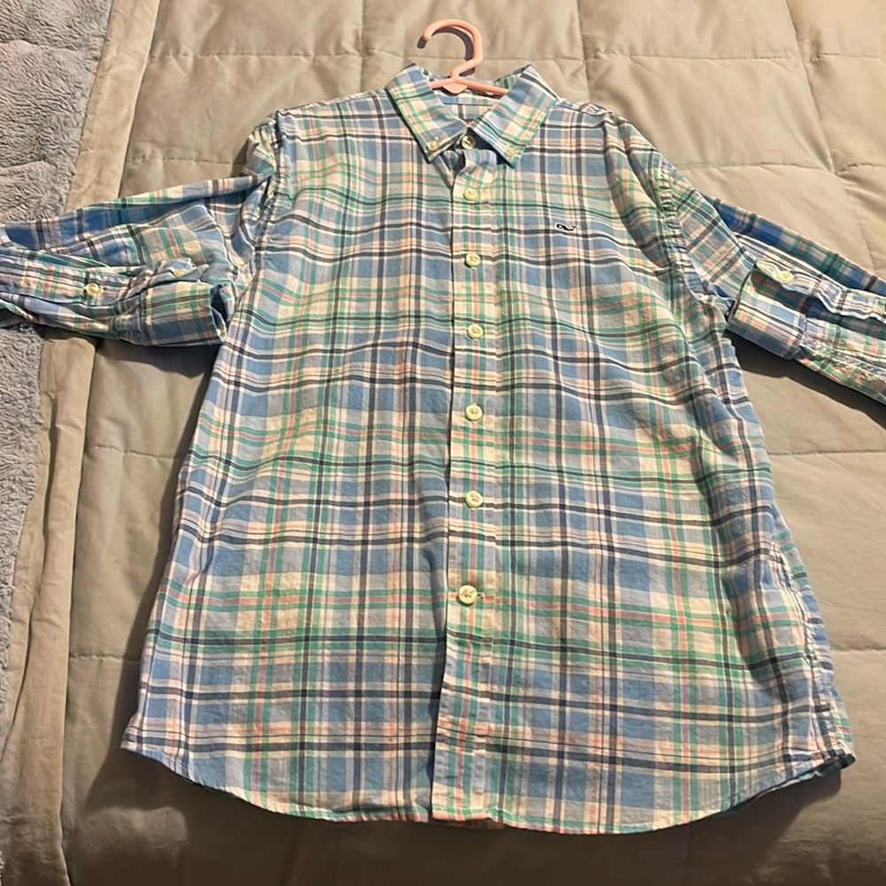 Vineyard Vines button down